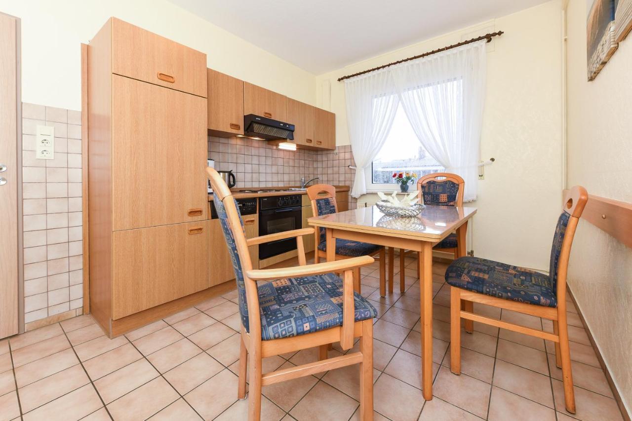 Haus Luettje Hoern Erdgeschoss Bensersiel Buitenkant foto